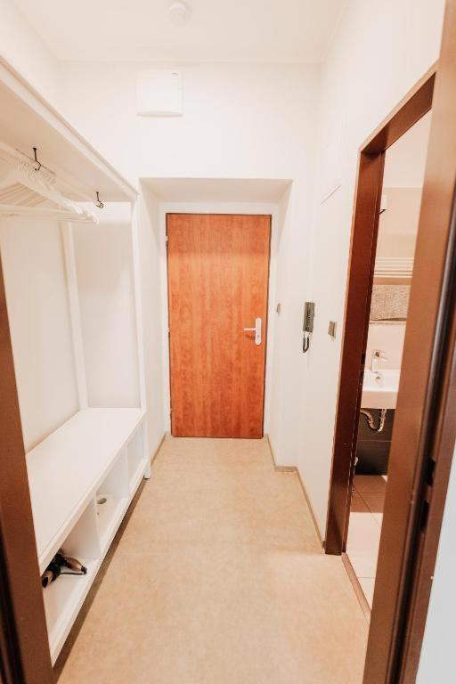Citybeat Apartments, 400M From The Square بلزن المظهر الخارجي الصورة