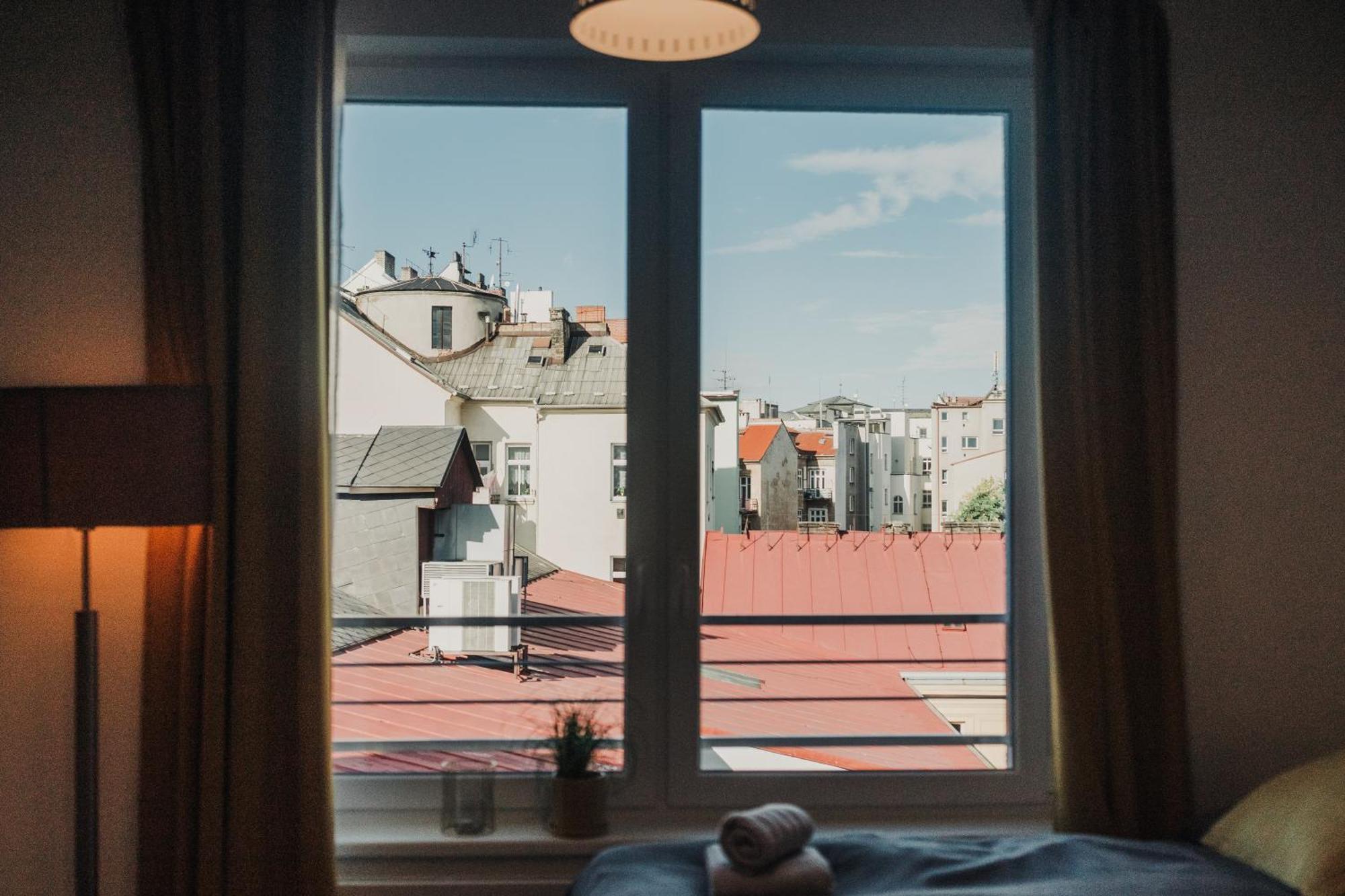 Citybeat Apartments, 400M From The Square بلزن المظهر الخارجي الصورة