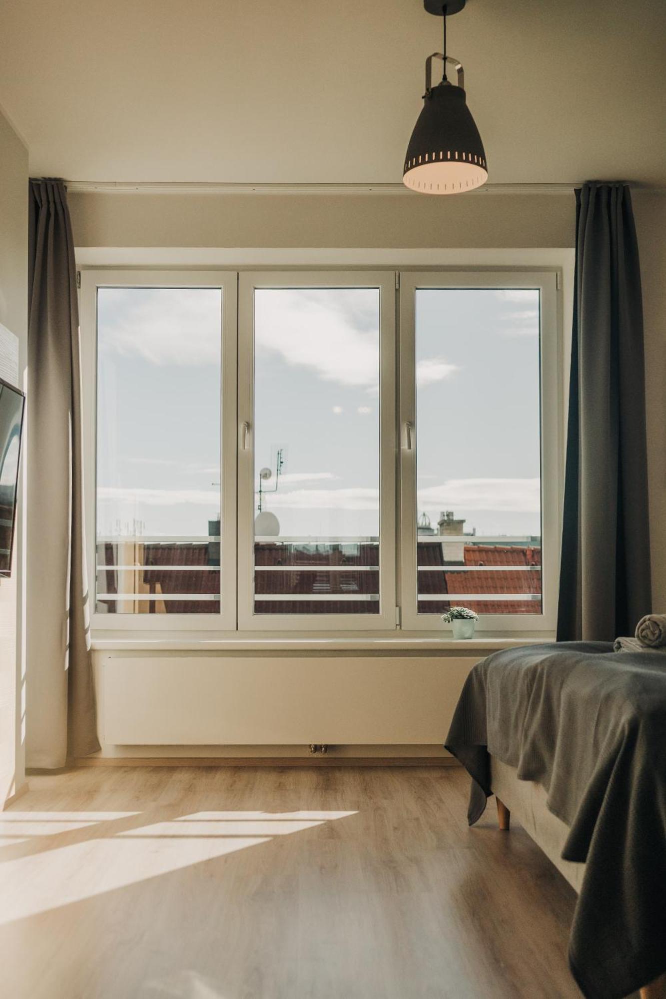 Citybeat Apartments, 400M From The Square بلزن المظهر الخارجي الصورة